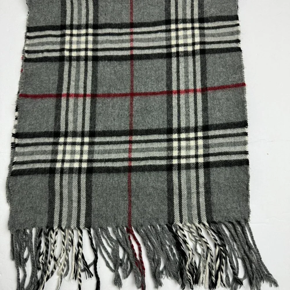 Croft & Barrow Gray Soft Acrylic Scarf Made in Germany
